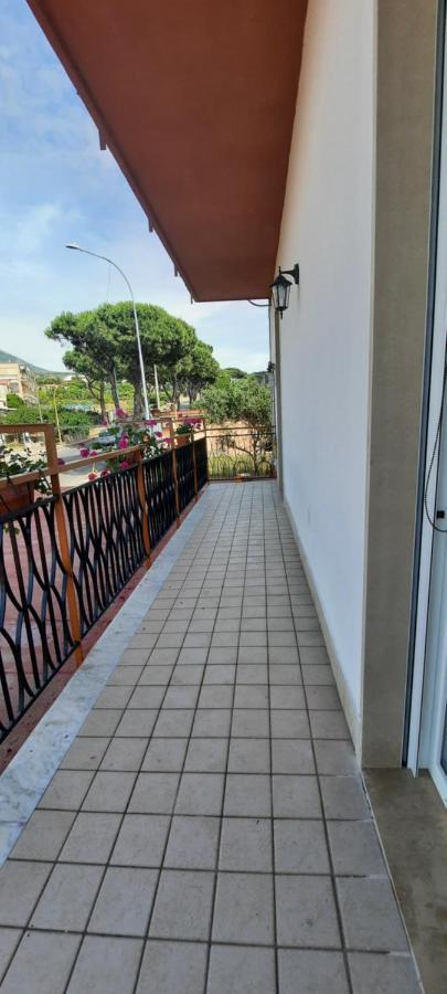 Vesuvius' Lovely Inn Эрколано Экстерьер фото